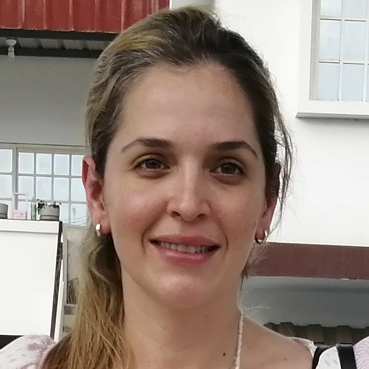 Dra Maria Jose Solis